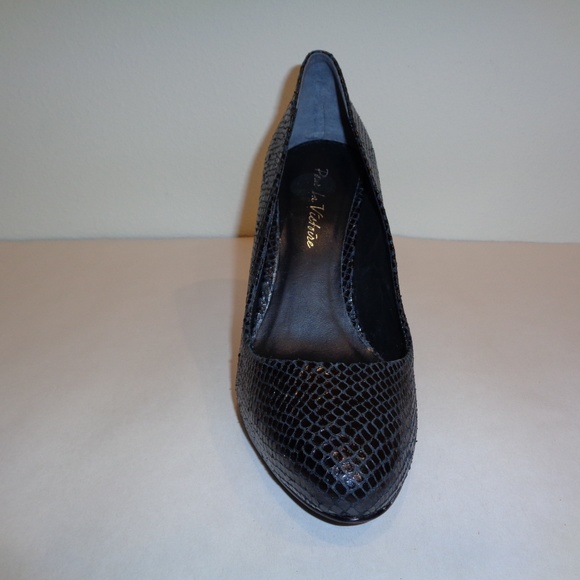 Pour La Victoire Size 6.5 M Black Leather Heels - Picture 2 of 8